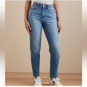 AEO Mom Jean size 18 short petite